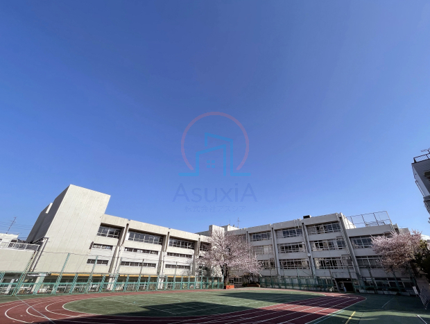 鶴巻小学校