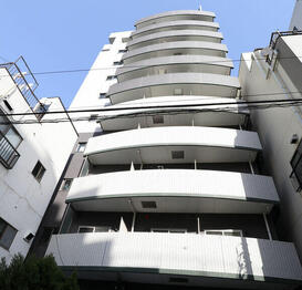 ラルジュマノワール