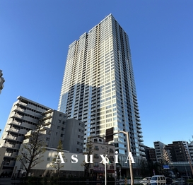 白金ザ・スカイ East