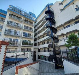 秀和洗足レジデンス