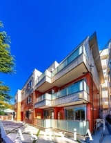 ウェルスクエア根津