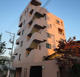 K・R目白