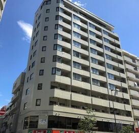 ロイヤルアネックス