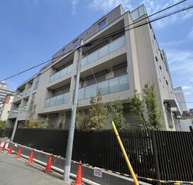 Due West Azabu House