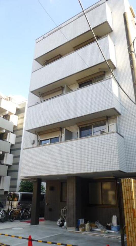 Trinity Shirokane トリニティシロカネ