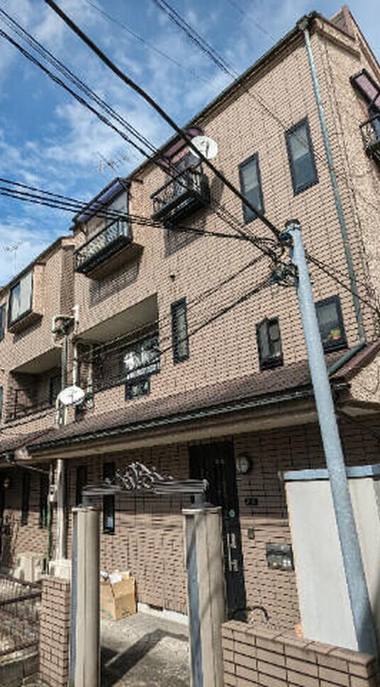 新宿区中里町テラスハウス