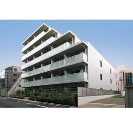 エスティメゾン東新宿