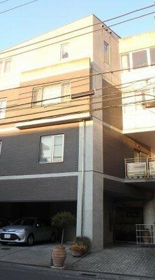 千石コートハウス