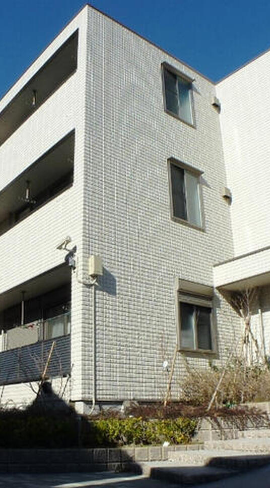 メゾンプルミエ