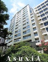 ヒルズ新宿御苑