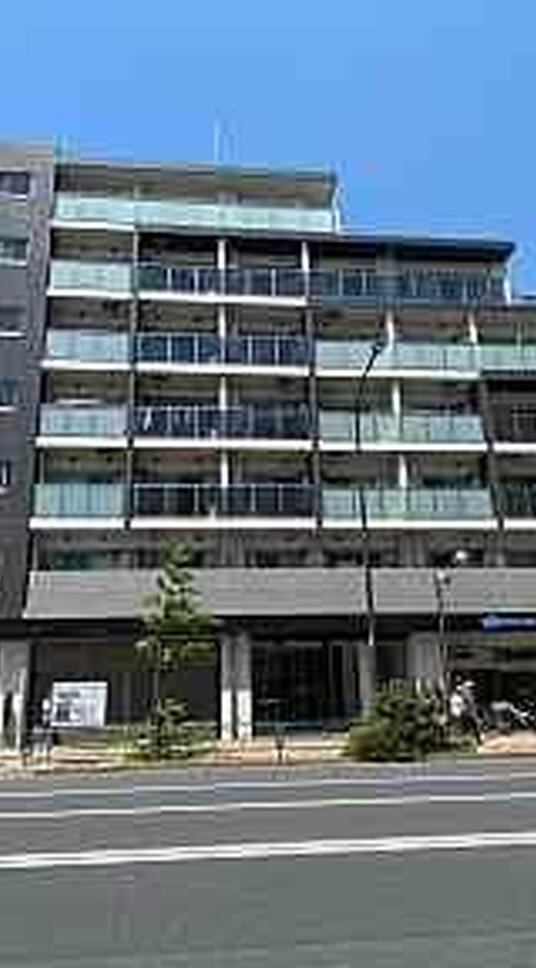 フェニシア学芸大学