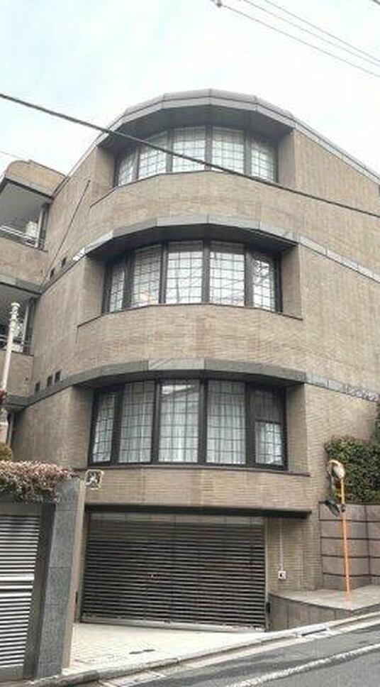 レグナス市ヶ谷払方町