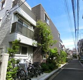 シャーメゾン大島
