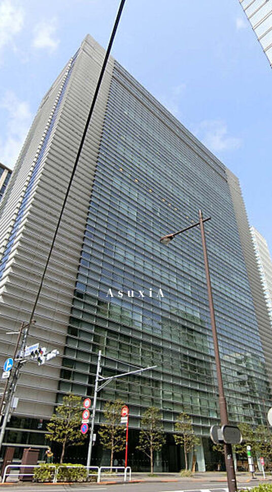 錦町トラッドスクエア