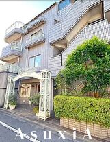 ラスターハウス