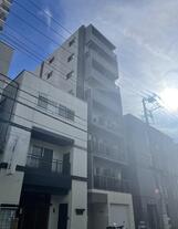 エストゥルースプラス三ノ輪