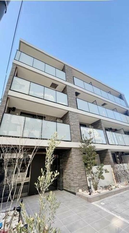 Leaf Village 新宿若松