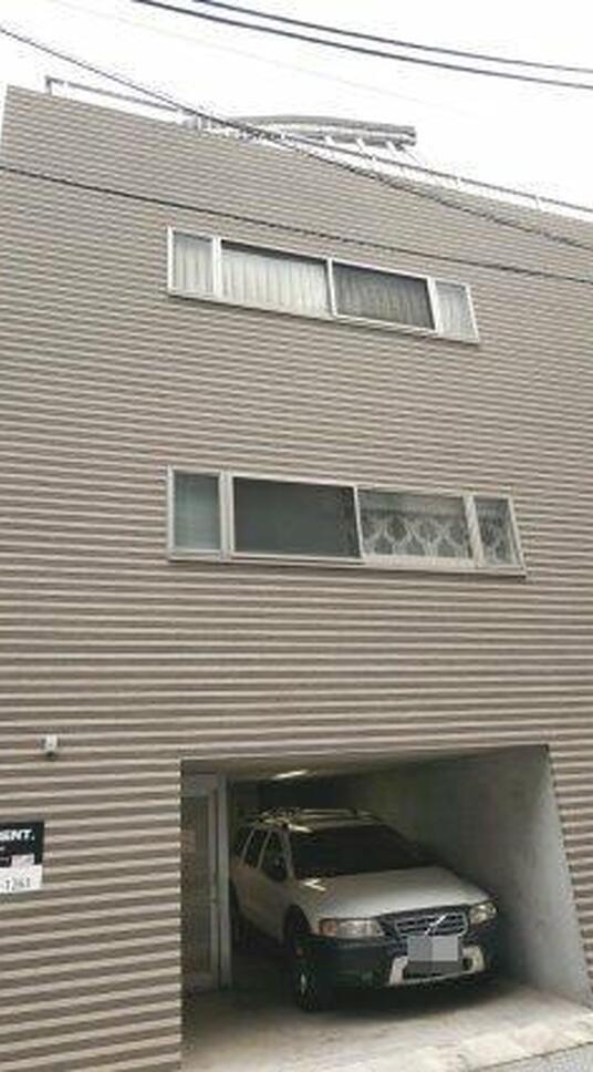 ラグジュアリーアパートメント森下