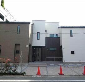 フェリーセ・ドゥーエ