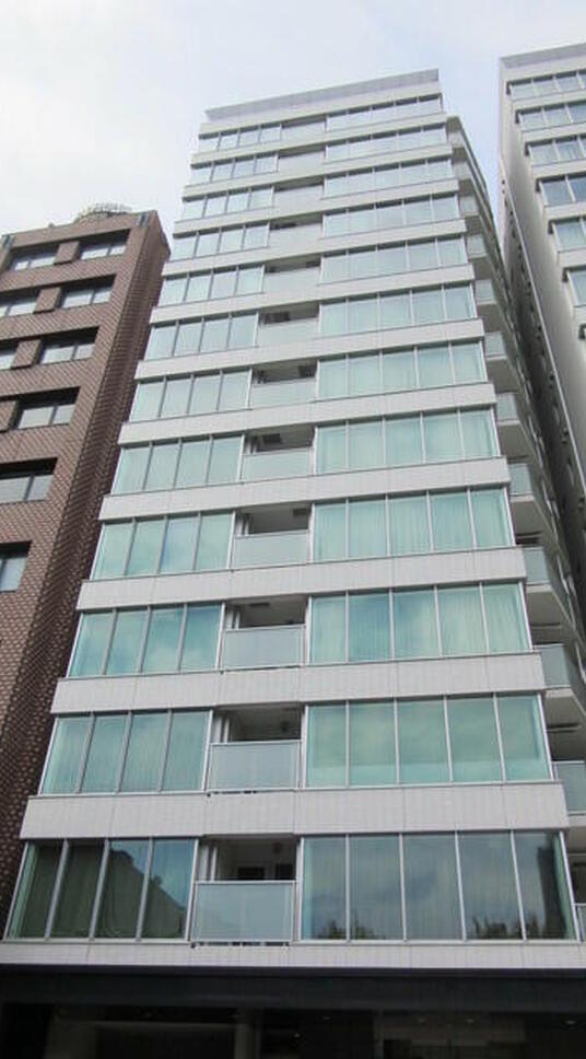 グランスイート市ヶ谷