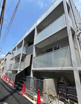 LOGGIA SHIROKANE