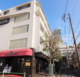 六本木デュープレックスエムズ