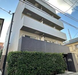 プレール・ドゥーク学芸大学