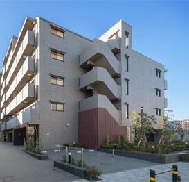 ルーブル下赤塚