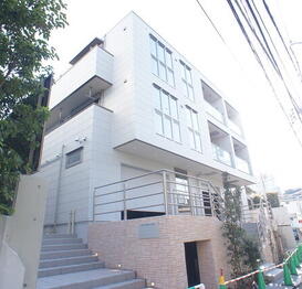 タウンハウス神宮前