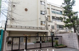 辰巳中学校