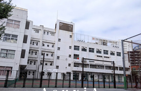 東泉小学校