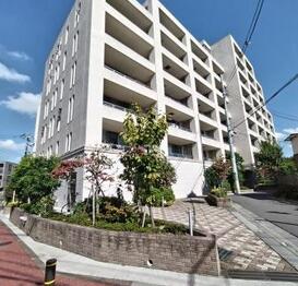 オーベル志村城山