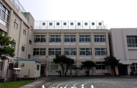 中富小学校