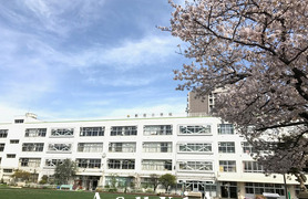 新宿小学校
