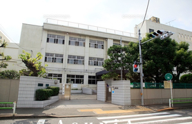 萩中小学校