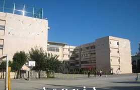 中萩中小学校