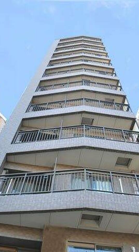 プレール新宿余丁町