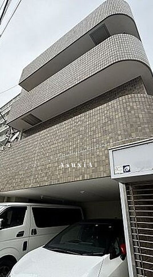 アドニスパセーニア