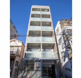 ディアレイシャス両国