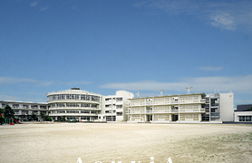 朝日小学校