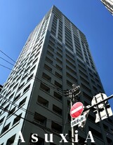 ルネ新宿御苑タワー