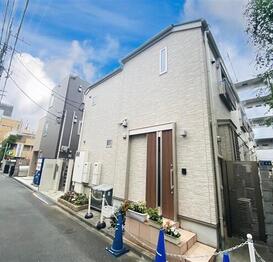 ザ・コート新宿