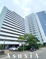 戸山ハイツ27号棟