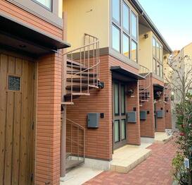 目白クイーンズコート