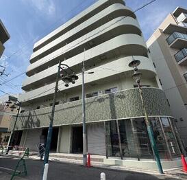 目黒ミシェルヨコマエ