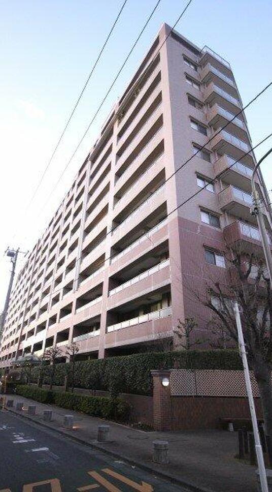 エムステージ・イースティア