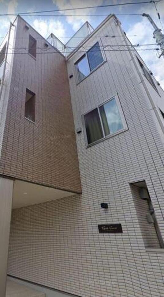 イーグレットコート