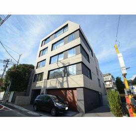 BEEVALLEY YOYOGIUEHARA