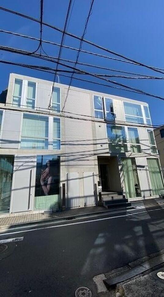 ESCENARIO OMOTESANDO