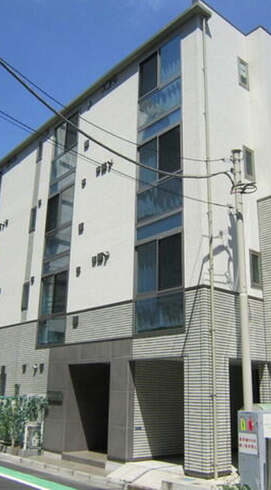 リベルタ東新宿